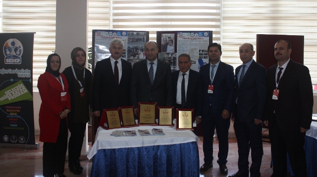 egitimde-yenilikcilik-odullerinde-konya’nin-basarisi-(11).jpg