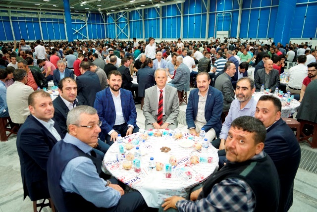 elektrik-sektoru-iftar’da--(4).jpg