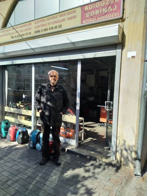 emekli-ogretmen-(2).jpeg