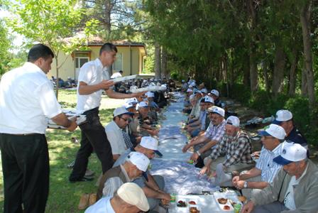 emekliler-apa-piknik.jpg emekliler-apa-piknik.jpg