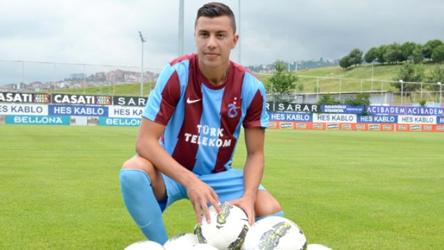 emre-gural-torku-konyaspor-a-gidiyor-6916839_x_2704_o.jpg emre-gural-torku-konyaspor-a-gidiyor-6916839_x_2704_o.jpg