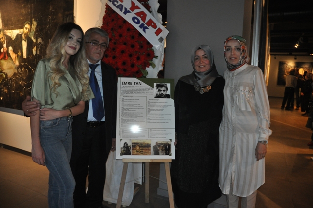 emre-tan,-resim-sergisi-acildi-(3).jpg