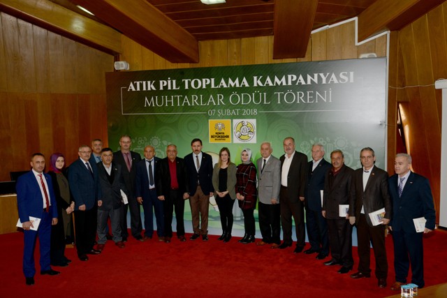 en-cok-atik-pil-toplayan-muhtarlar-odullendirildi-(4).jpg