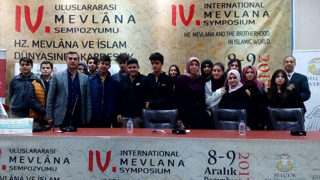 enderunlu-ogrenciler-uluslarasi-mevlana-sempozyumu’nda--(2).jpg
