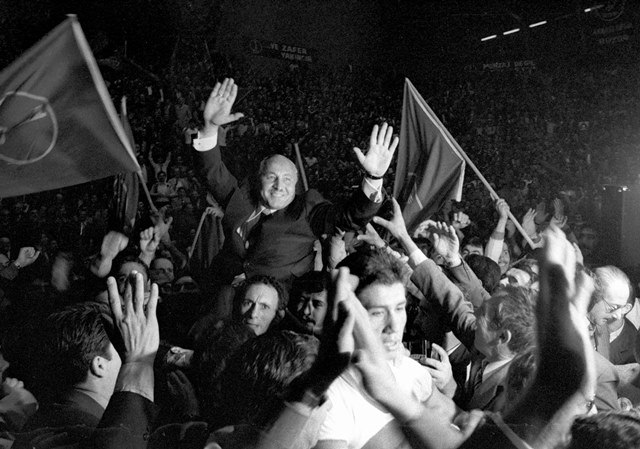 erbakan-hoca-7-yil--(2).jpg