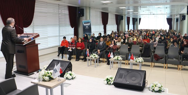 erdogan-ailenin-olmadigi-yerde--(4).jpg