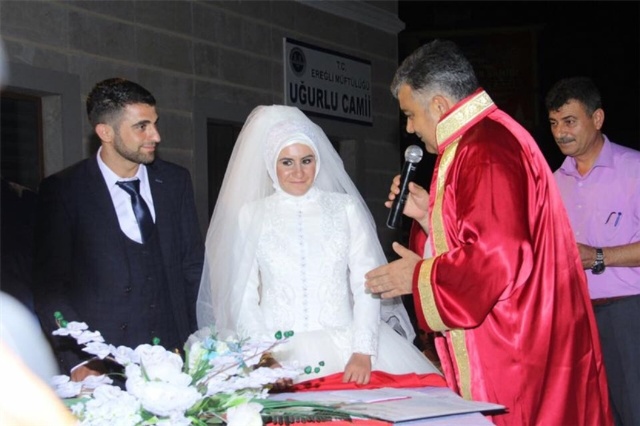 eregli’de-2017’de-bin-148-cift-‘evet’-dedi-(2).jpg