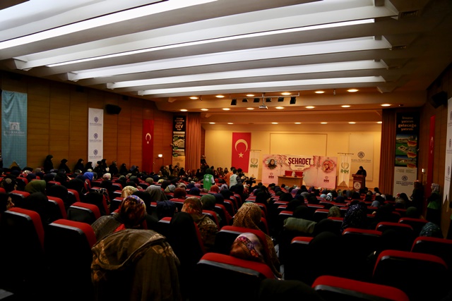 esma’nin-annesi-konya’da--(1).jpg