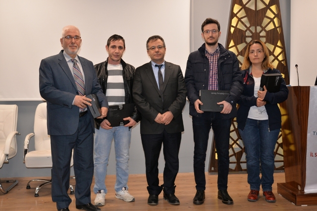 evde-saglik-hizmeti-veren-gorevliler-onurlandirildi--(3).jpg