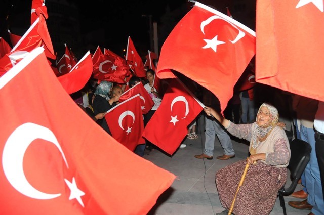 fatma-nine-demokrasi-2.jpg