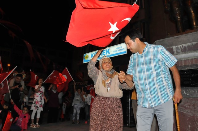 fatma-nine-demokrasi-3.jpg