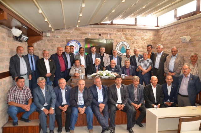 federasyon-baskanindan-muhtarlar-dernegine-ziyaret-(1).jpg