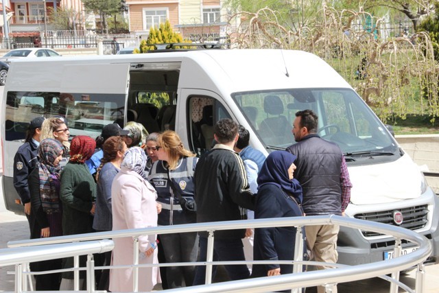 fetopyd-operasyonunda-gozaltina-alinan-13-kadindan-6si-serbest-birakildi--(1).jpg