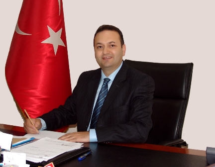 foto_dekan_kucultulmus.jpg foto_dekan_kucultulmus.jpg