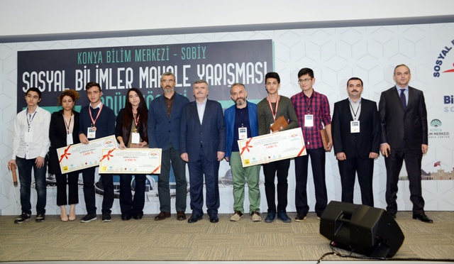 gelecegin-beyinleri-bilim-merkezi’nde-odullendirildi.jpg gelecegin-beyinleri-bilim-merkezi’nde-odullendirildi.jpg