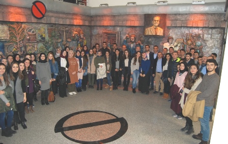 gelecegin-eczacilari,-selcuk-as-ecza-deposunda-konuk-oldu-(2).jpg