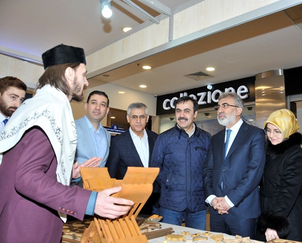 geleneksel-turk-el-sanatlari-soleninde-9-(2).jpg