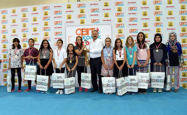 genc-komek-turnuva-odulleri-sahiplerini-buldu-(2).jpg