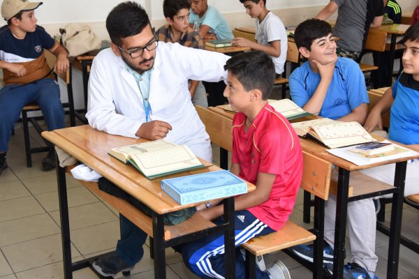 genc-komek-yaz-okulu’nda-kur’an-i-kerim-sevinci-(5).jpg