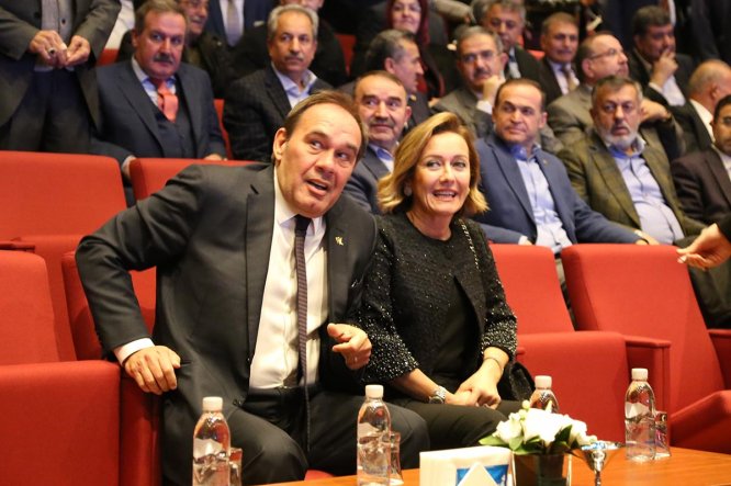 genclik-ve-spor-bakani-kasapoglu,-nikah--(4).jpg