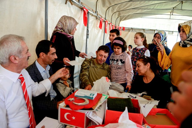 gonul-gozuyle-duygu-yuklu-ziyaret-(4).jpg