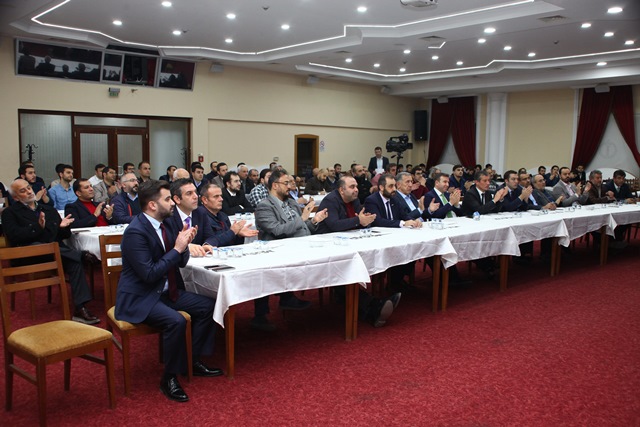 guler-“tarihin-en-buyuk-ve-en-hizli-dijital-devrimini-yasiyoruz!”-(4).jpg