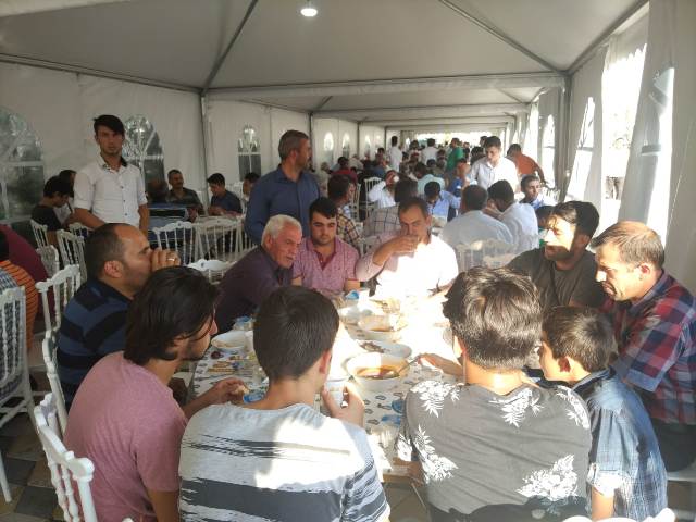 gulmen-ve-gokmen-aileleri-akraba-oldu-(2).jpg