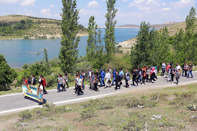 halkapinarda-genclik-haftasi--(5).jpg