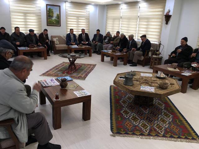 hancerli-karatay’in-20.-emekli-konaginda-emeklilerle-bir-araya--(1).jpg