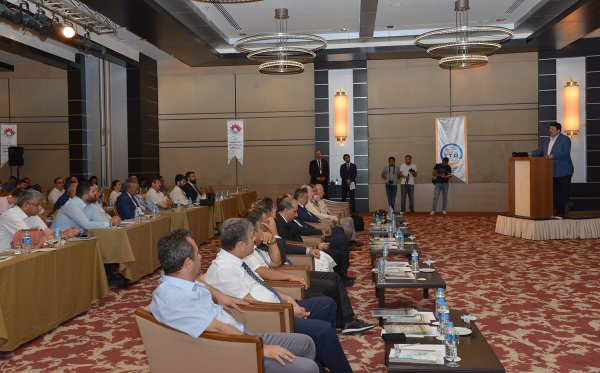hayvancilik-ve-yem-sektorunun-profesyonelleri-bulustu-(13).jpg
