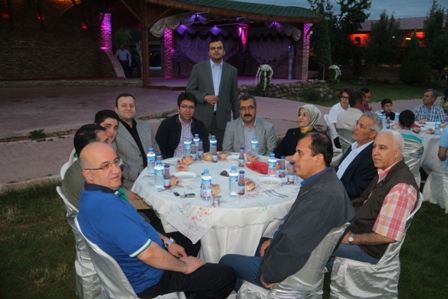 hepbirr-grubu-iftarda-bulustu-(5).jpg
