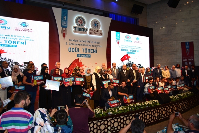 hikaye-yarismasinda-odul-zamani-(2).jpg