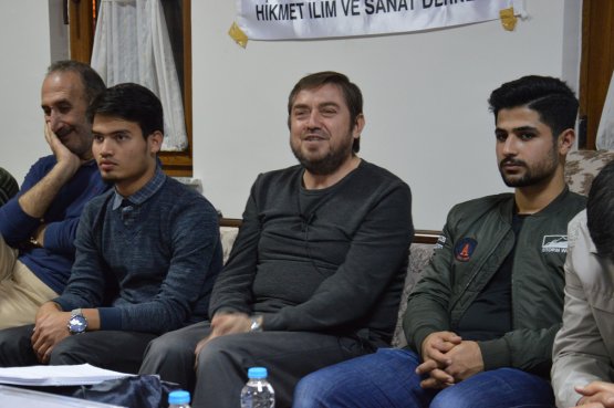 hisder’de,-islam-tarihi-konusuldu--(2).jpg