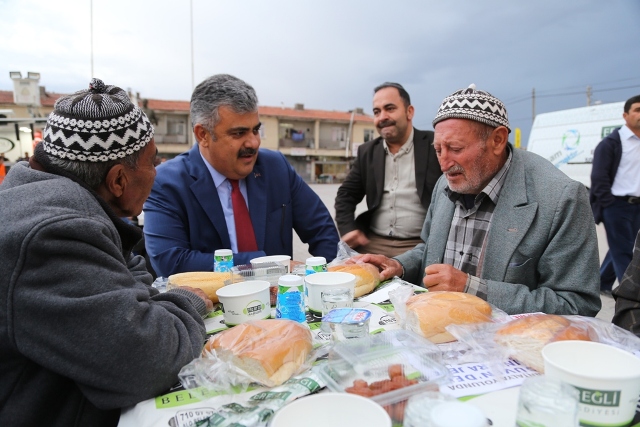 hizmette-mesafe-ve-sinir-tanimiyoruz-(3).jpg