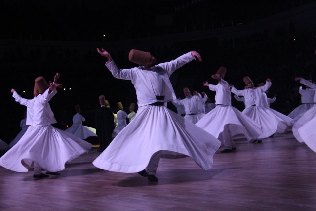 hz.-mevlana’yi-anma-torenleri-“seb-i-arus”-basliyor-(3).jpg