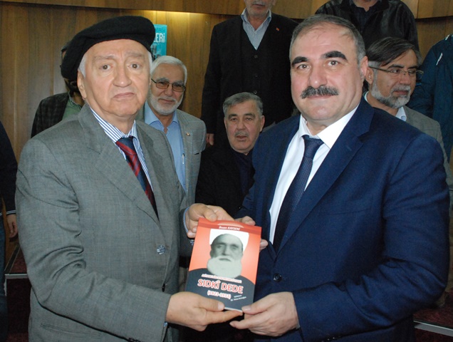 ikindi-sohbetlerinde-“mesnevihan-sidkî-dede”-konusuldu-(3).jpg