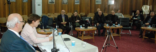 ikindi-sohbetlerinde-bastak-konusuldu---(5).jpg
