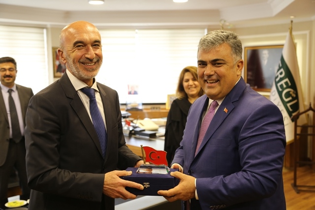 il-baskani-hasan-angi-ilk-ziyaretini-eregliye-gerceklestirdi-(4).jpg