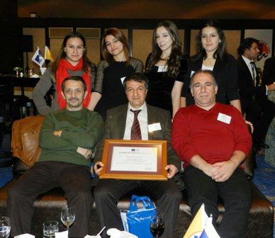 iletisim’in-oscarlarindan-selcuk’a-5-odul-2.jpg iletisim’in-oscarlarindan-selcuk’a-5-odul-2.jpg