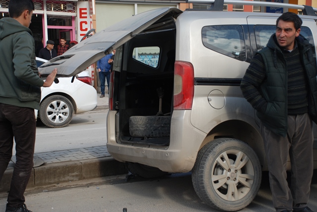ilgin’da-trafik-kazasi-1-yarali-(5).jpg