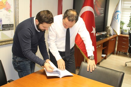 img_4760-003.jpg img_4760-003.jpg