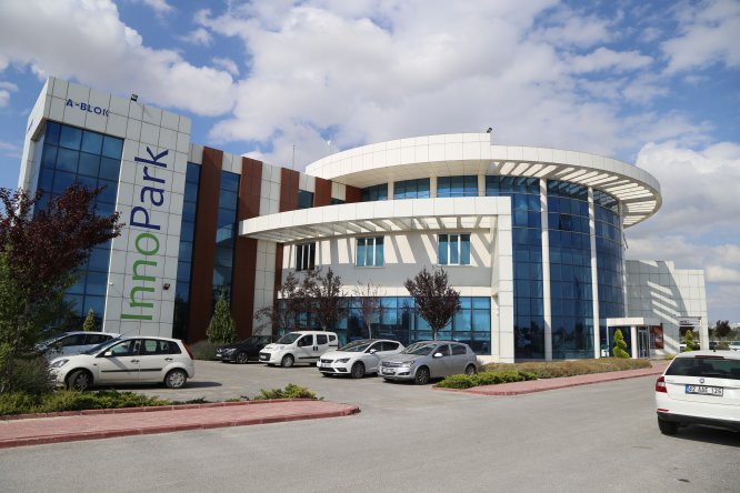 innoparkta-teknoloji-ve-tasarim--(1).jpg