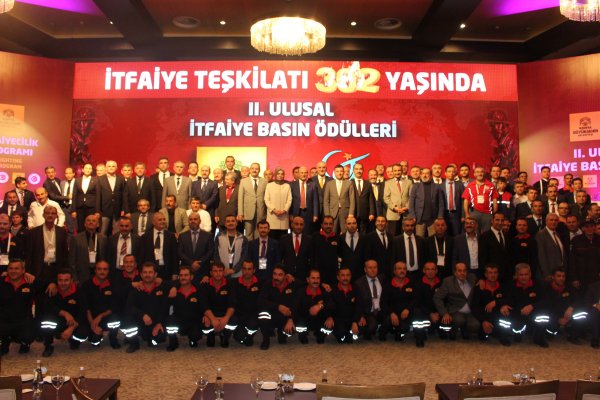 itfaiye-basin-odulu-birincisi-kocaelili-muhabir5.jpg