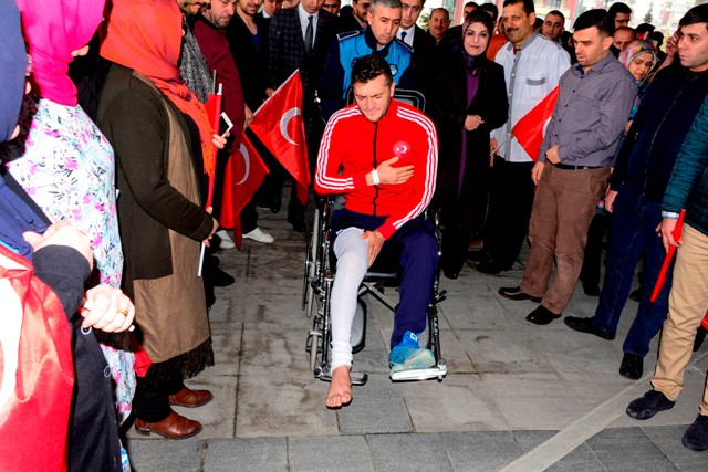kahraman-gaziye-belediyede-coskulu-karsilama-(4).jpg