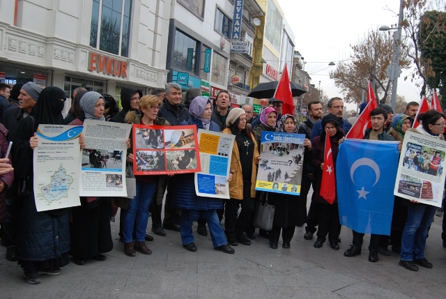 kamu-sen-konya,-dogu-turkistan’daki--(6).jpg