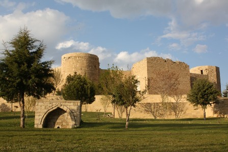karaman--kalesi.jpg karaman--kalesi.jpg