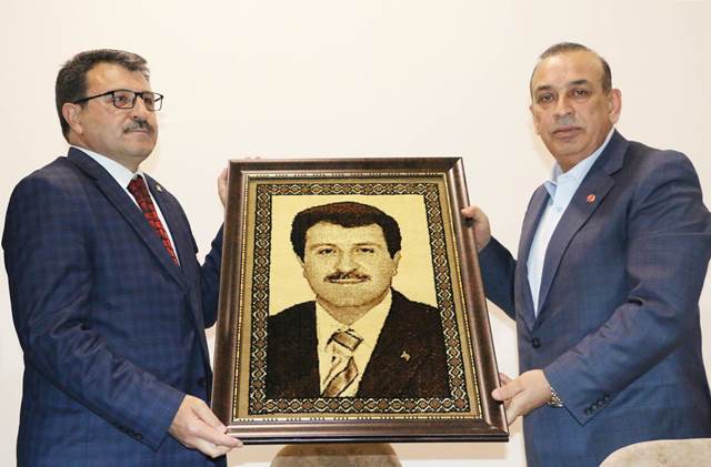 karamercandan-hasan-uzmana-destek-(1).jpg