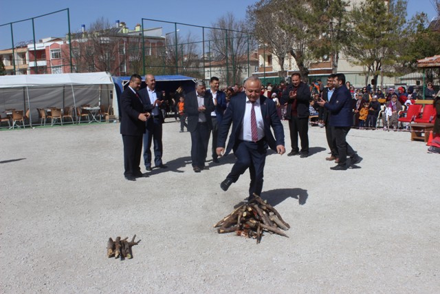 karapinar’da-nevruz-kutlandi---(3).jpg