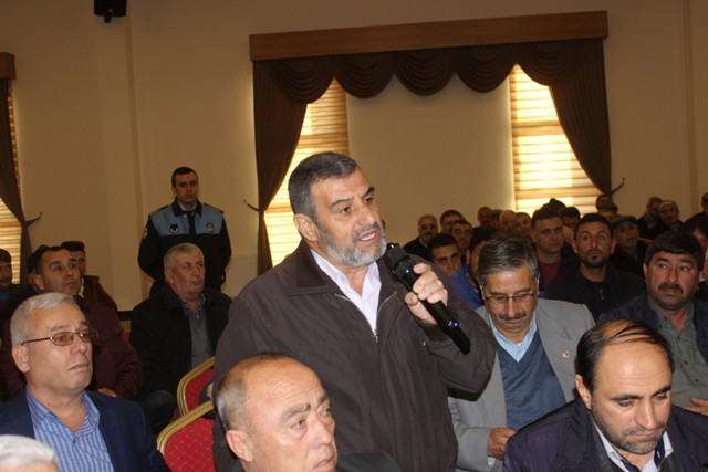 karapinarda-ciftci-bulusmalari-etkinligi-(3).jpg
