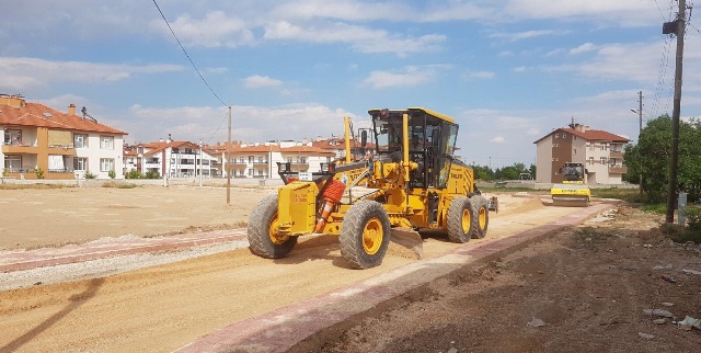 karatay’da-asfalt-calismalari--(4)-001.jpg